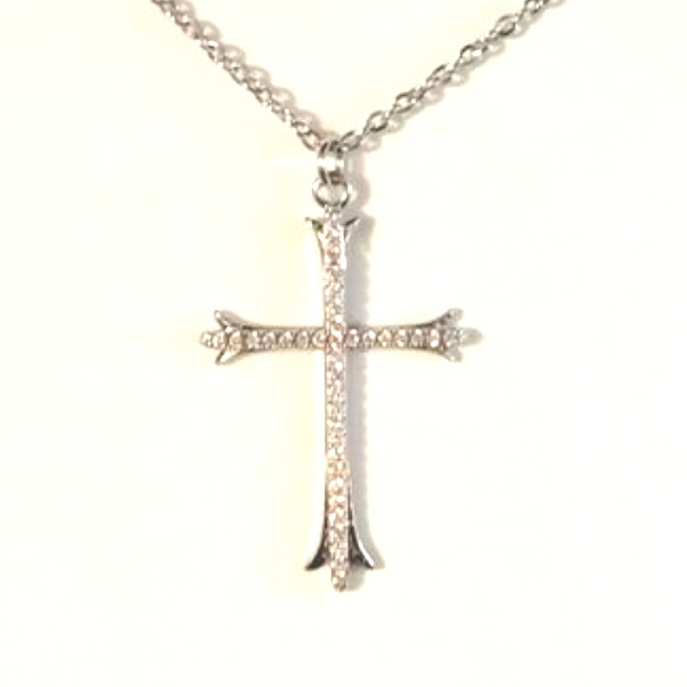 NWB GORGEOUS CZ PAVE CROSS. Silver plated with chain necklace.